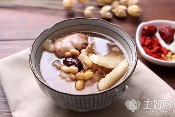 猪蹄黄豆汤的做法和营养价值